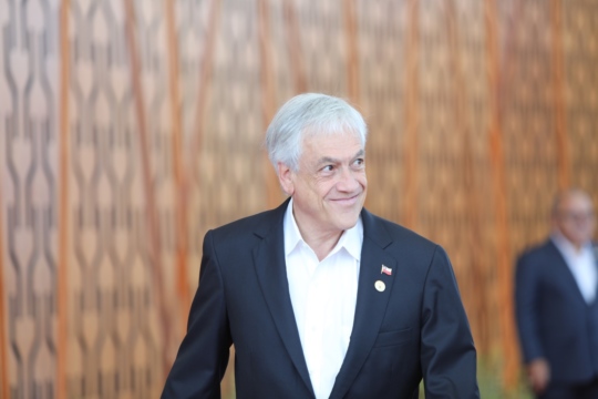 Chilean President Sebastián Piñera, pictured arriving for summit meetings in Papua New Guinea last weekend, will host next year’s Asia-Pacific Economic Cooperation summit. // Photo: APEC.