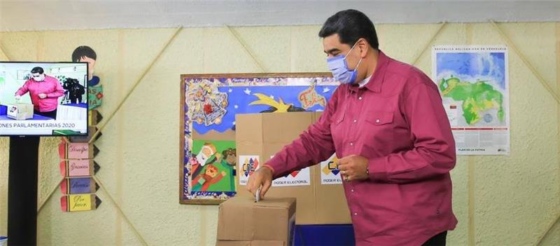 Venezuelan President Nicolás Maduro casting his vote in the Dec. 6 parliamentary elections. // Photo: Venezuelan Government.