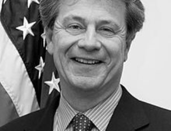 A profile image of Cliff Sobel, former ambassador of the US to Brazil, and former ambassador to the Netherlands