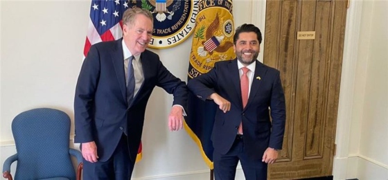 U.S. Trade Representative Robert Lighthizer and Ecuadorean Production Minister Iván Ontaneda (L-R) are pictured in October.