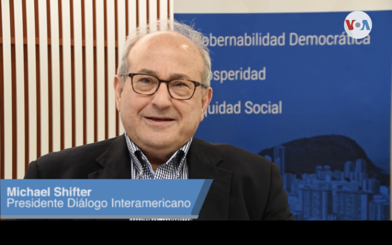 Shifter en las oficinas del Diálogo Interamericano