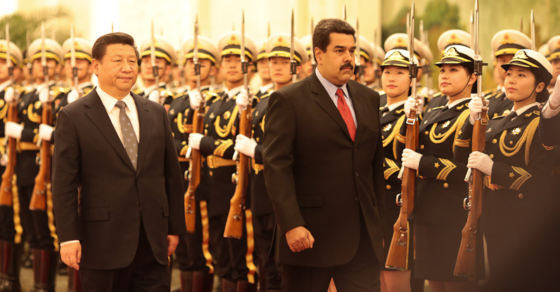 Chinese military leaders have had close contact in recent years with their counterparts in Latin America. Chinese President Xi Jinping and Venezuelan President Nicolás Maduro are pictured in Beijing in 2015. // File Photo: Venezuelan Government.
