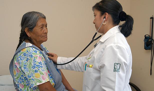 The director of the Pan American Health Organization has said governments in Latin America should raise public spending on health to at least 6 percent of GDP. // File Photo: Mexican Government.