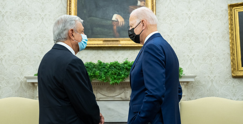 Mexican President Andrés Manuel López Obrador and U.S. President Joe Biden, pictured last November, are to meet today at the White House. // File Photo: White House.