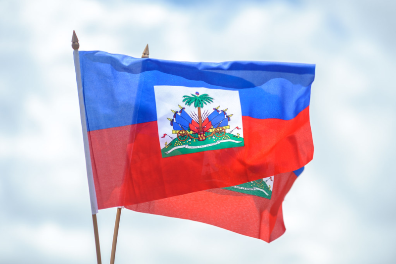 Photo of Haitian Flag / Foto nan drapo ayisen / Photo du drapeau haïtien