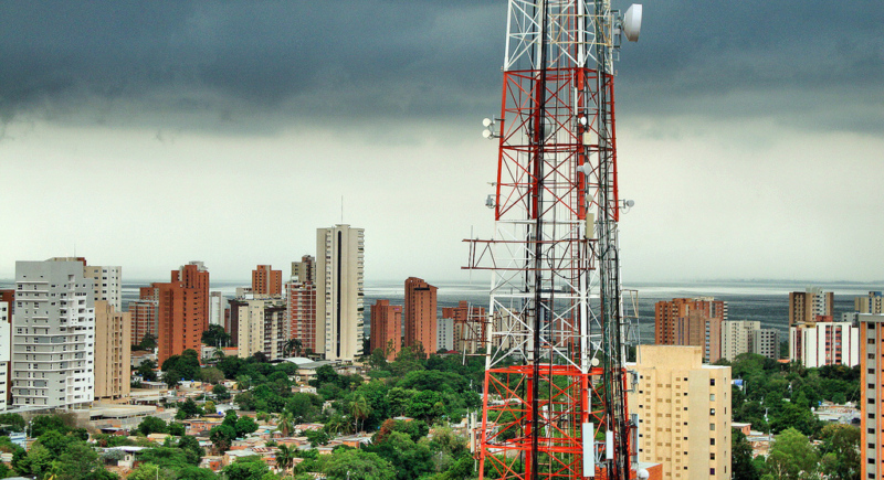 Photo of cell tower in Maracaibo