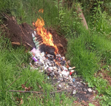 Photo of burning solid waste in Guatemala